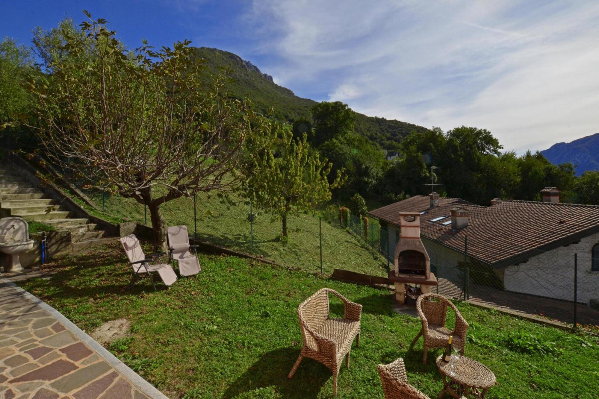Villa Casa Virginia Mandello del Lario Esterno foto